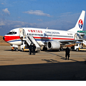 张家界荷花机场快递航空快运业稳步发展的原因是什么？